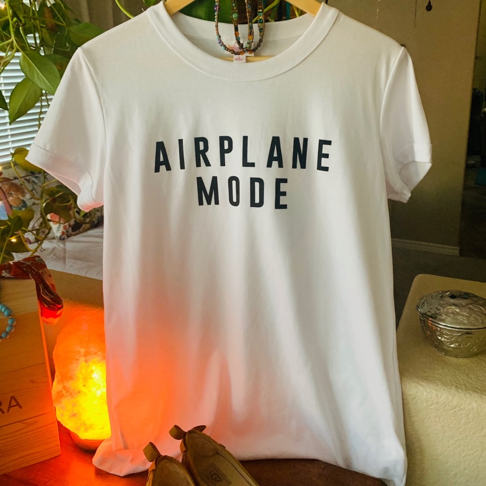 Lularoe LIV tee